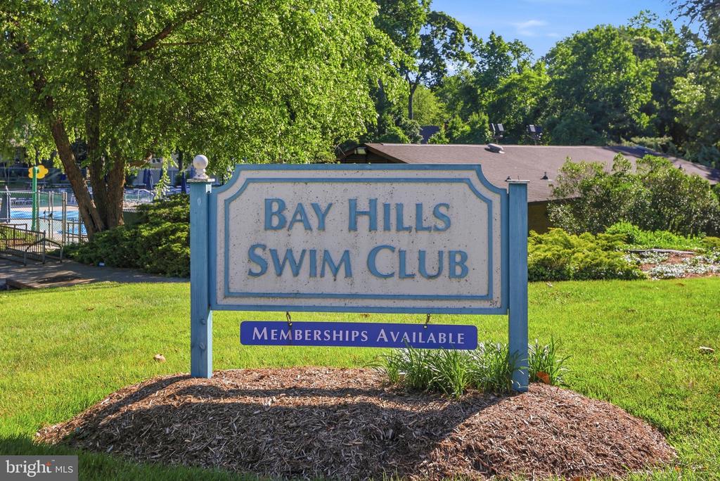 636 BAY GREEN DRIVE