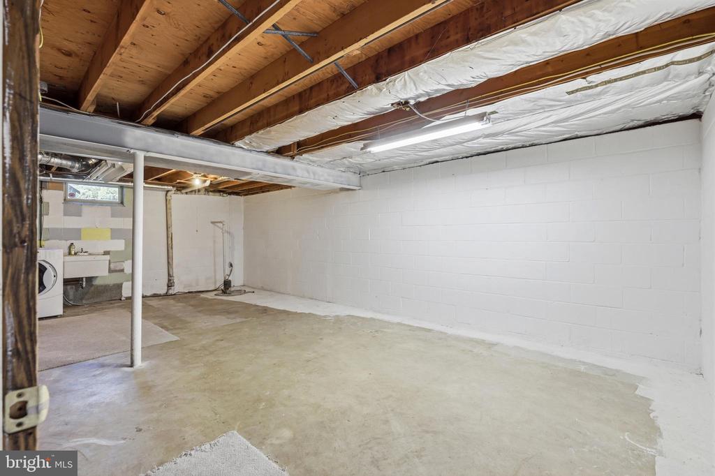 636 BAY GREEN DRIVE