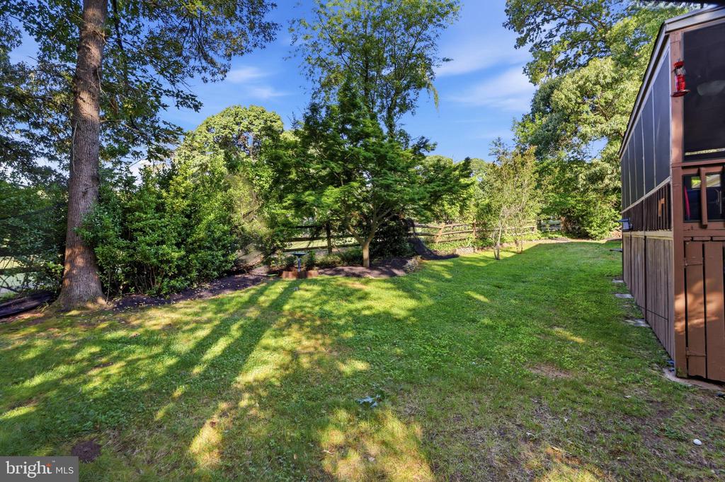 636 BAY GREEN DRIVE