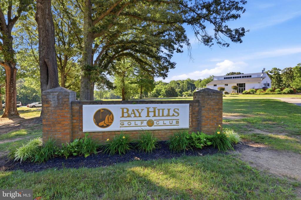 636 BAY GREEN DRIVE