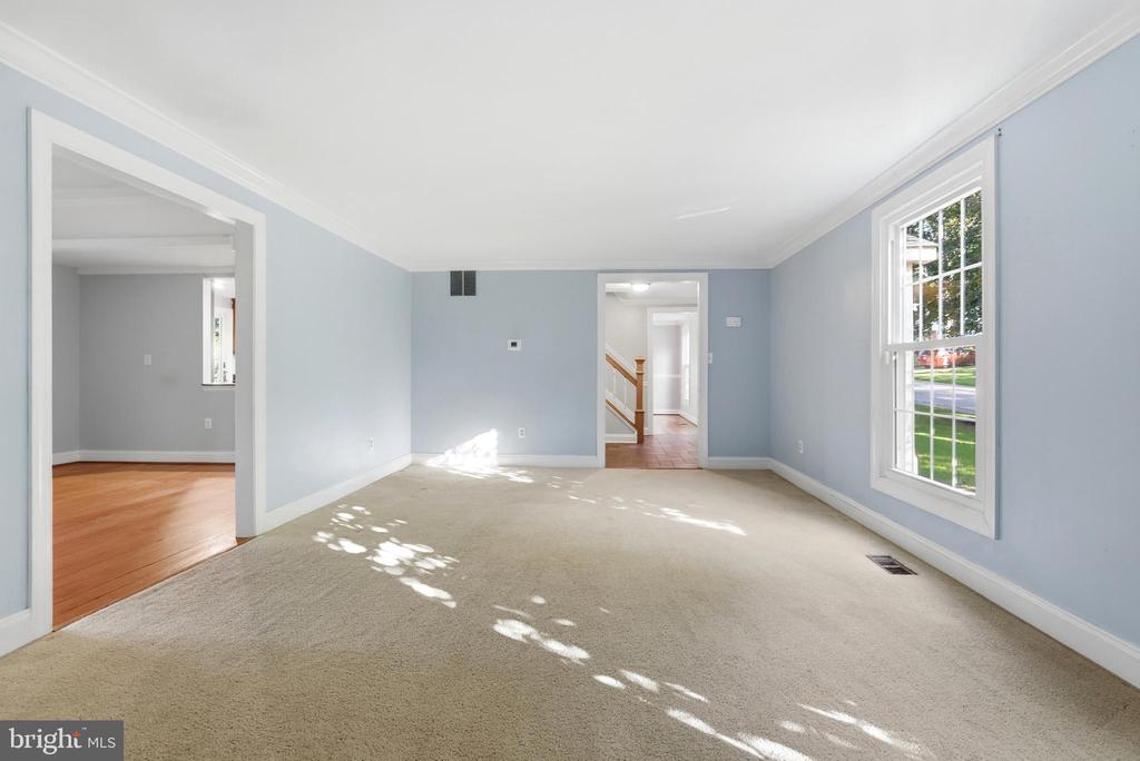 636 BAY GREEN DRIVE