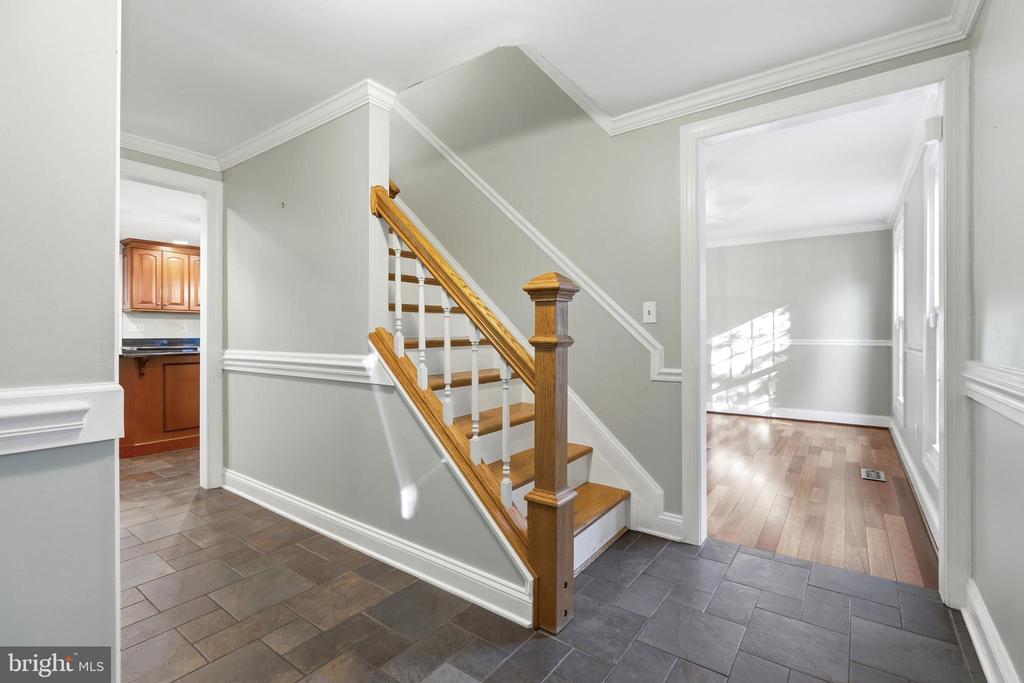 636 BAY GREEN DRIVE