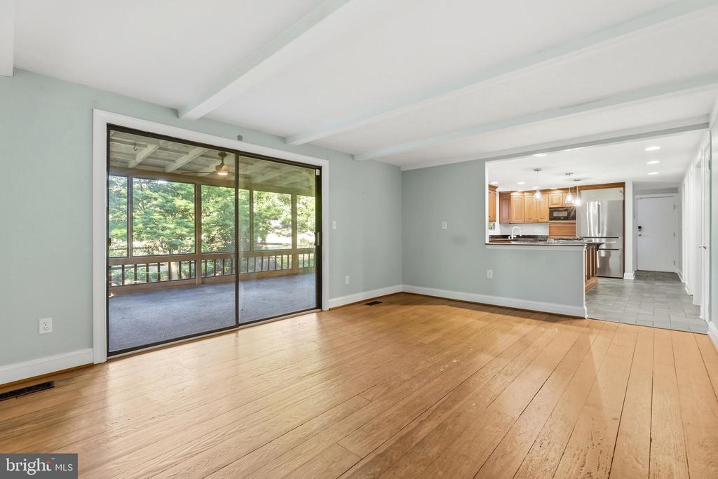 636 BAY GREEN DRIVE