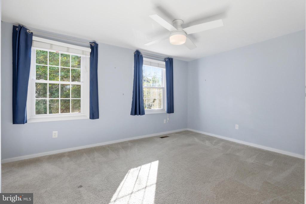 636 BAY GREEN DRIVE