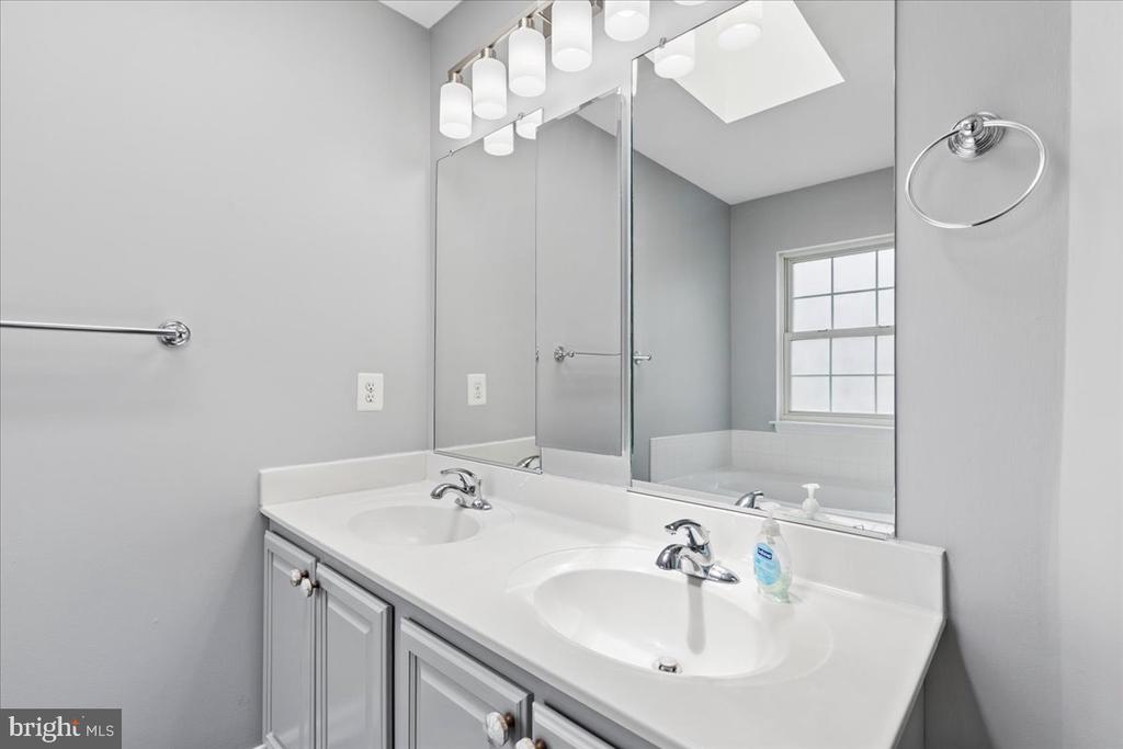 30 MILLHAVEN COURT