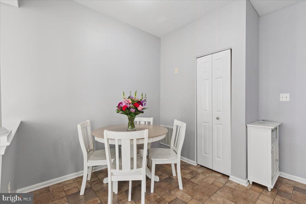 30 MILLHAVEN COURT