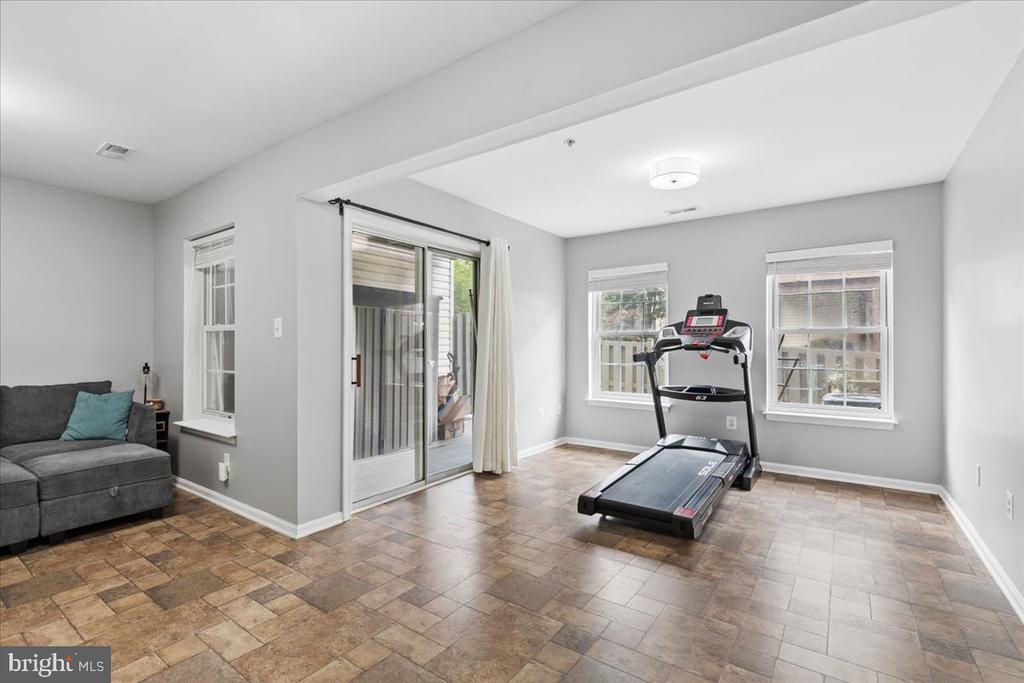 30 MILLHAVEN COURT