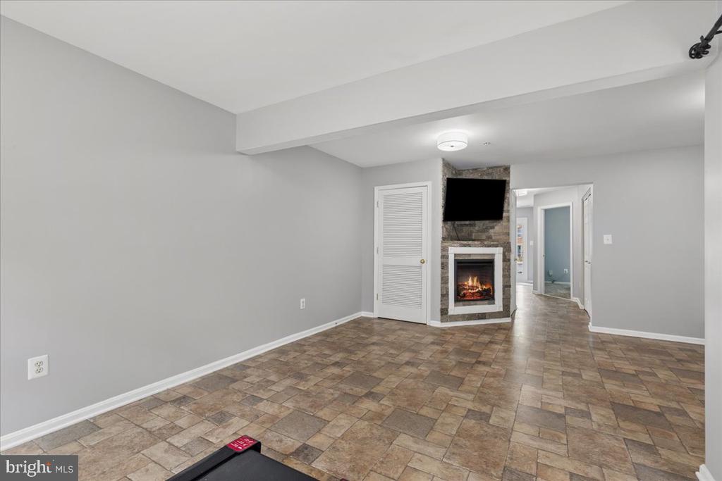 30 MILLHAVEN COURT