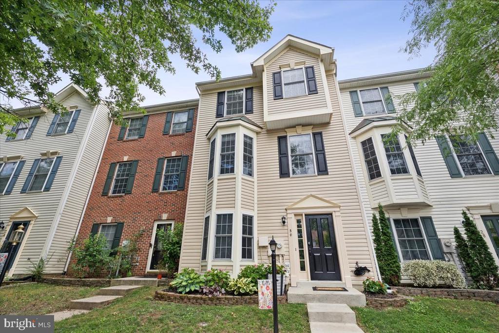 30 MILLHAVEN COURT