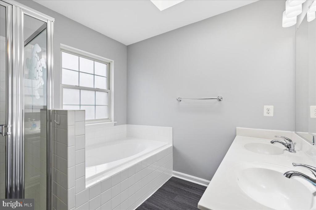 30 MILLHAVEN COURT