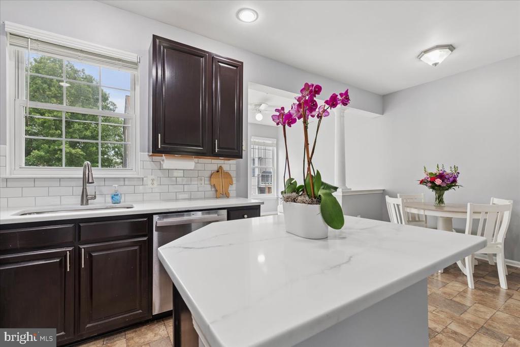 30 MILLHAVEN COURT