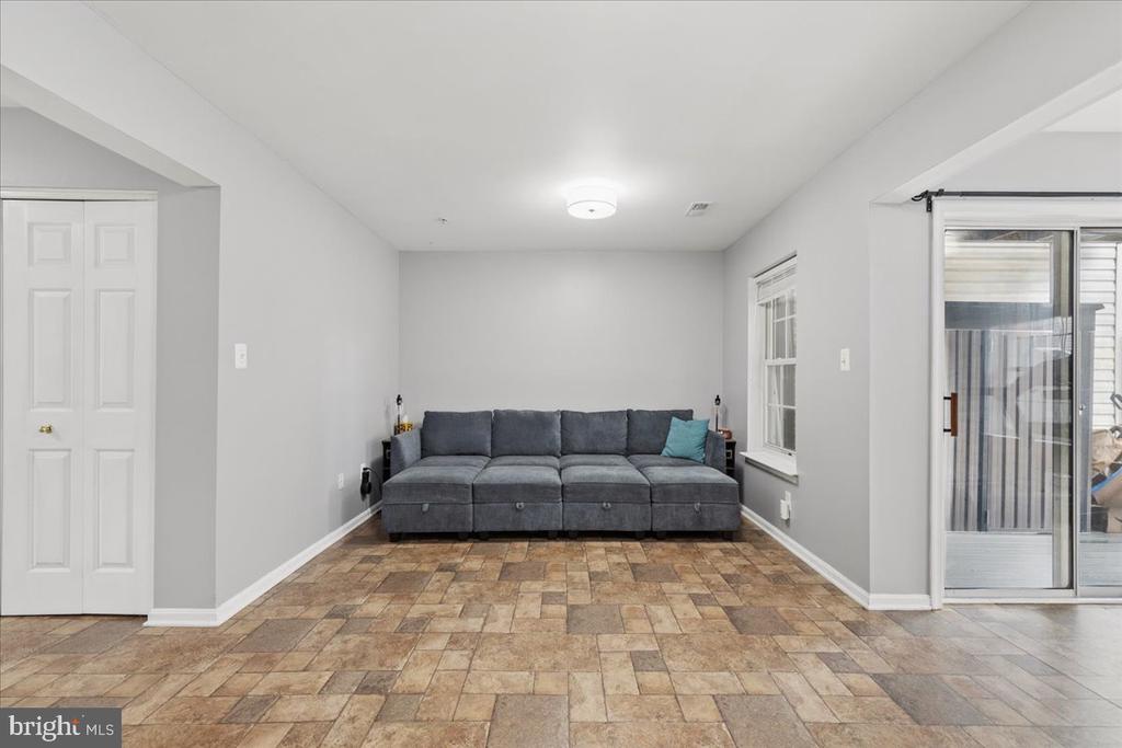 30 MILLHAVEN COURT