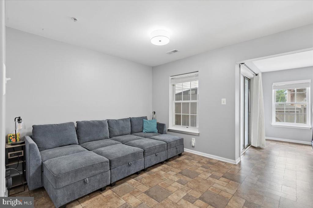 30 MILLHAVEN COURT