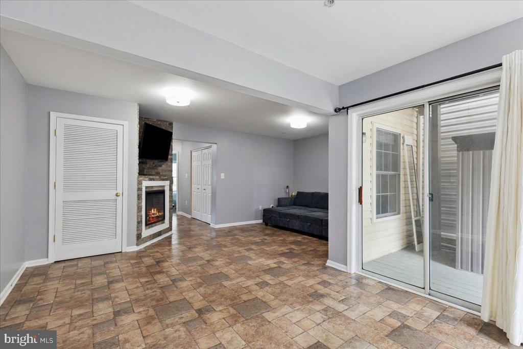 30 MILLHAVEN COURT