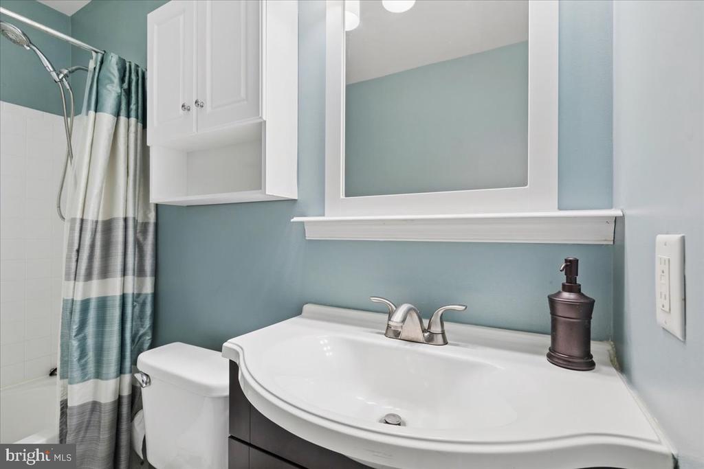 30 MILLHAVEN COURT