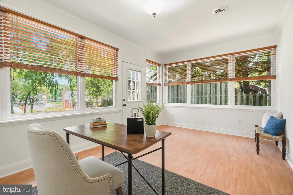 790 ROLLING VIEW DRIVE