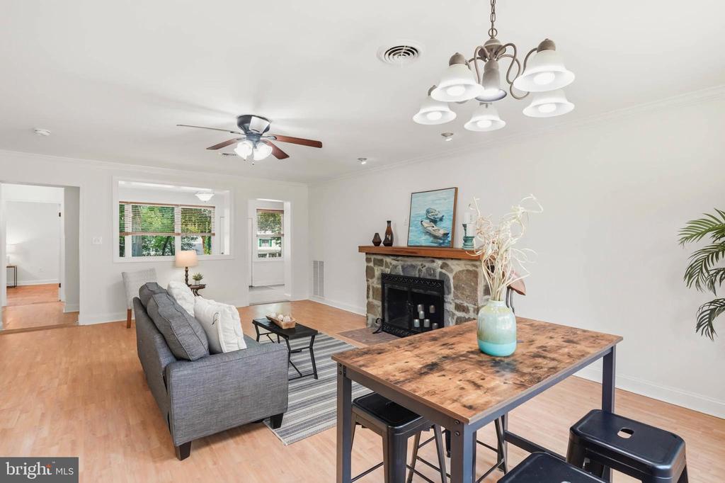 790 ROLLING VIEW DRIVE