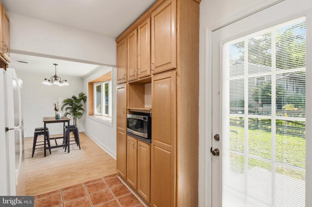 790 ROLLING VIEW DRIVE