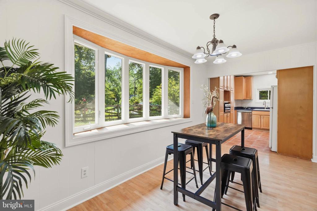 790 ROLLING VIEW DRIVE