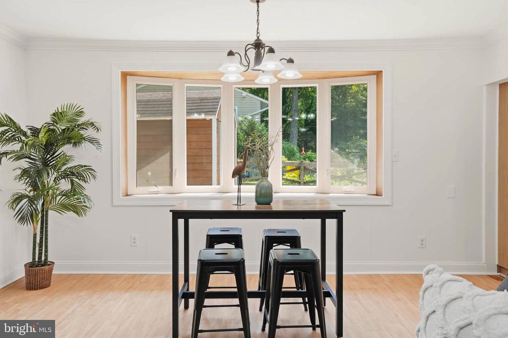 790 ROLLING VIEW DRIVE
