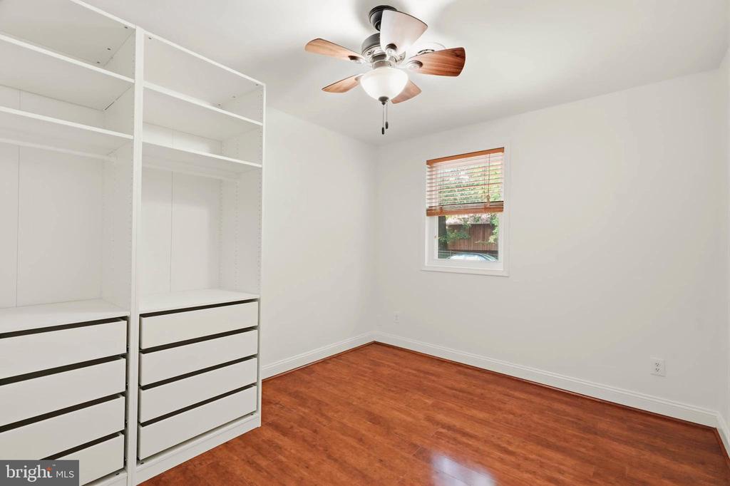 790 ROLLING VIEW DRIVE
