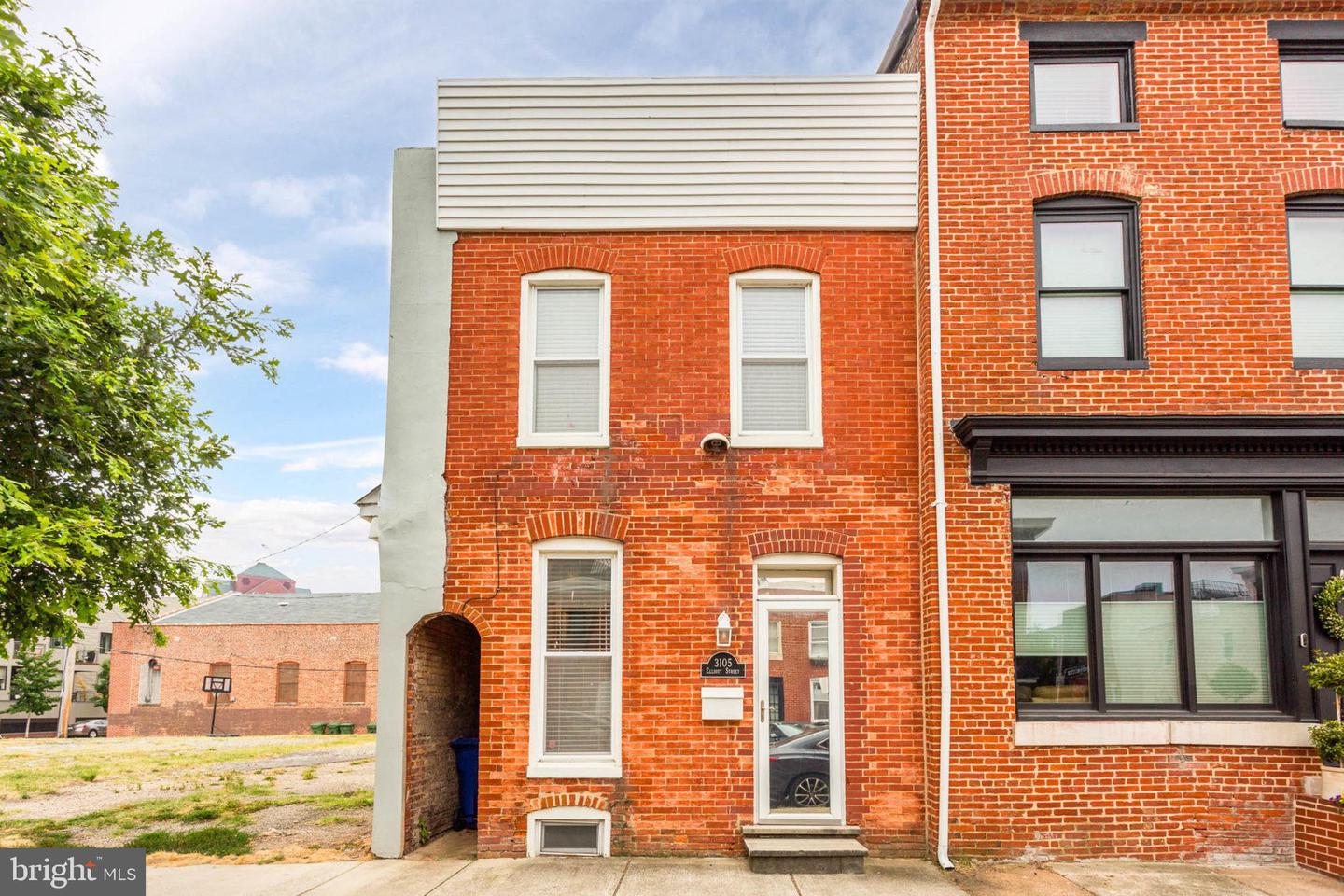 3105 ELLIOTT STREET