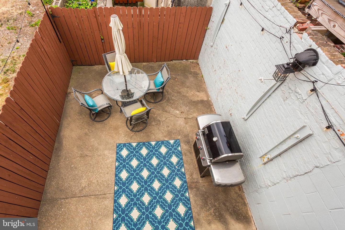 3105 ELLIOTT STREET
