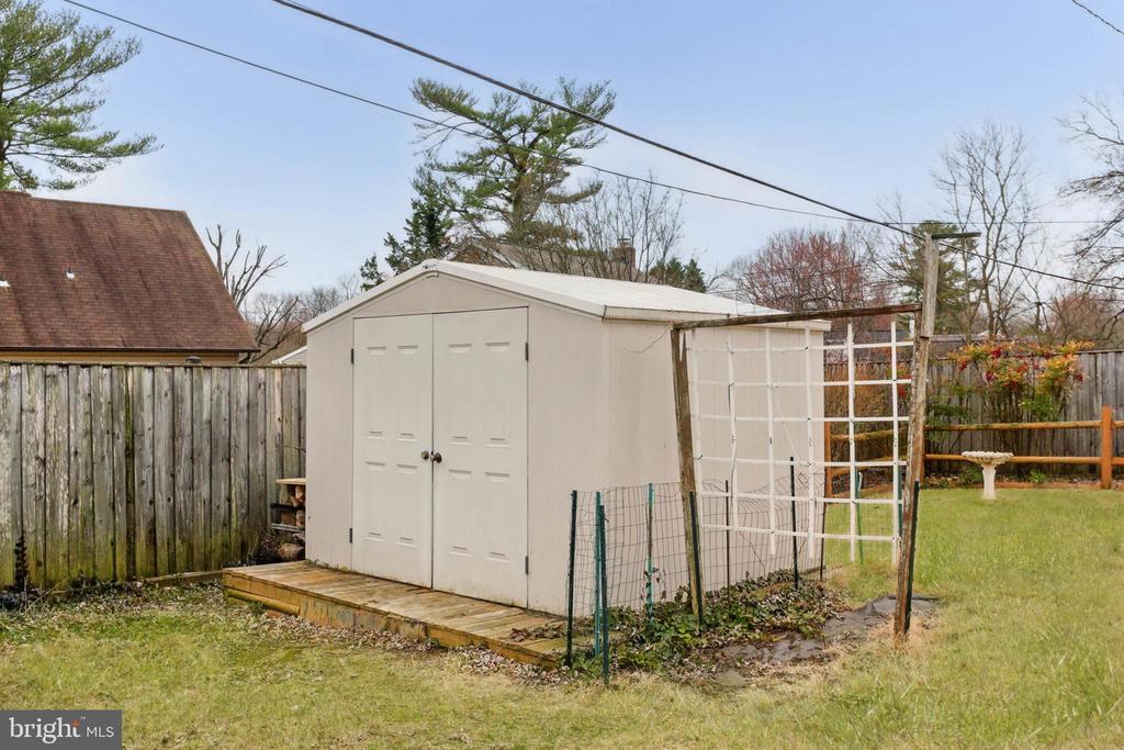 2907 Blueberry Ln