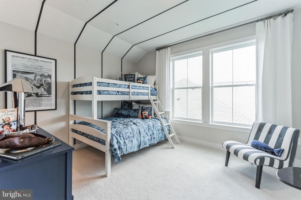 207 Warbler Way