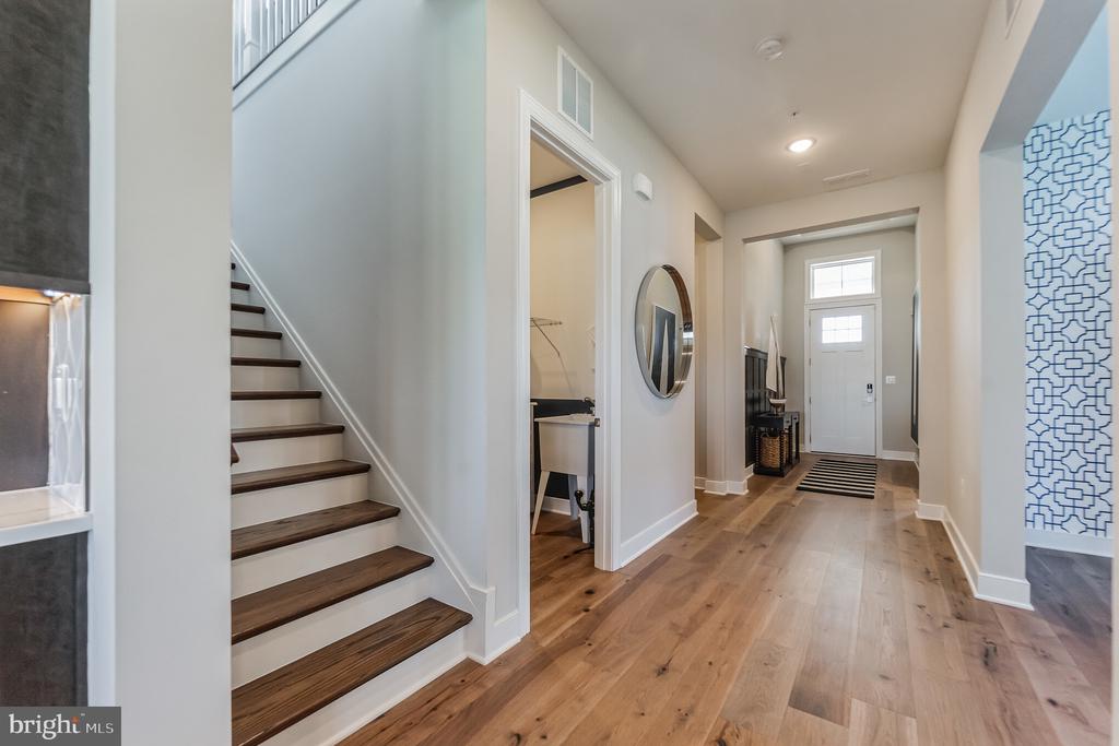207 Warbler Way