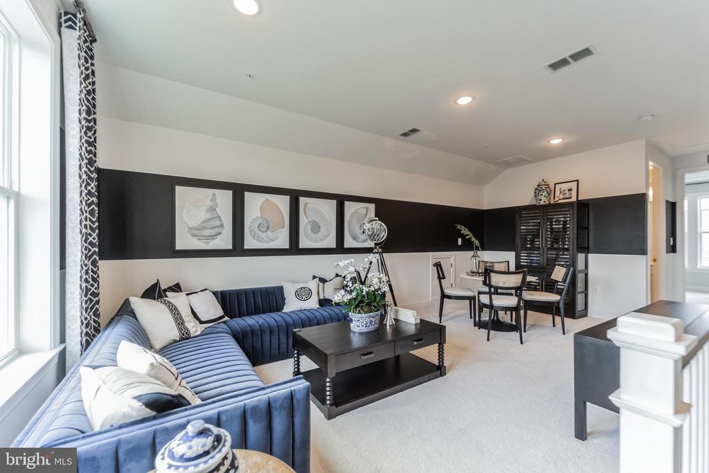 207 Warbler Way