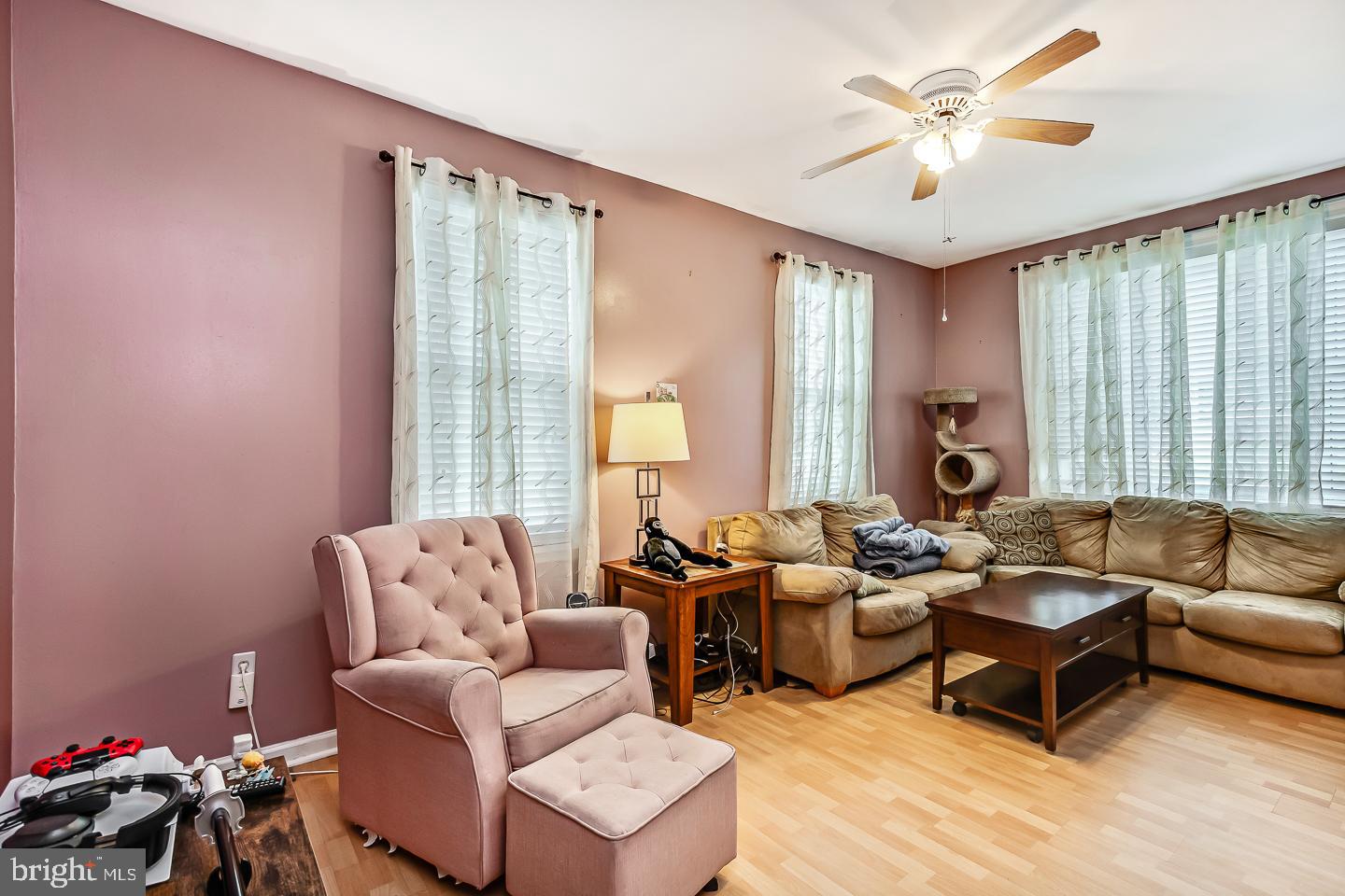 640 MOHAWK AVENUE