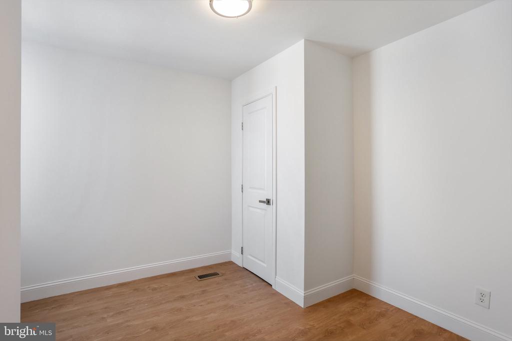 434 S 54TH STREET