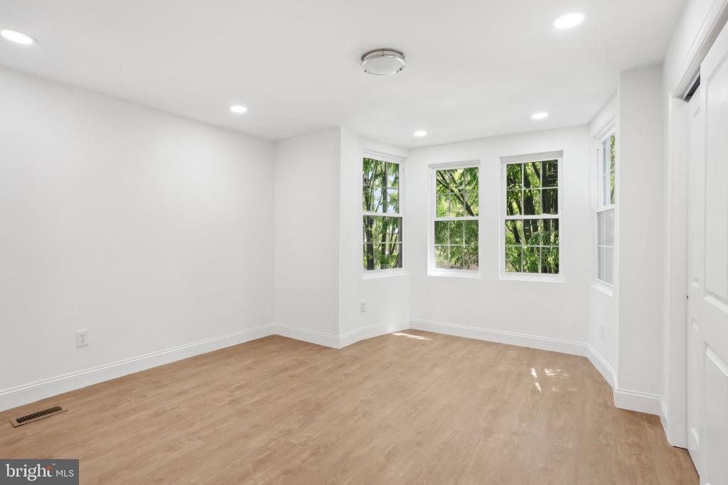 434 S 54TH STREET
