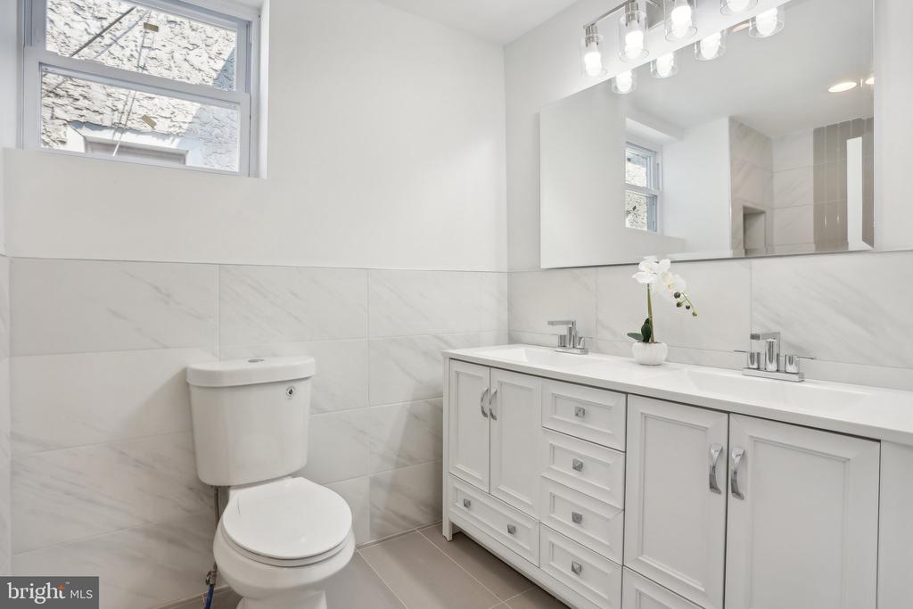 434 S 54TH STREET