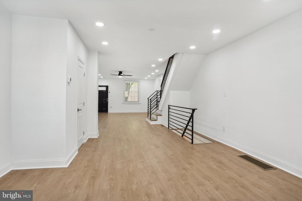 434 S 54TH STREET