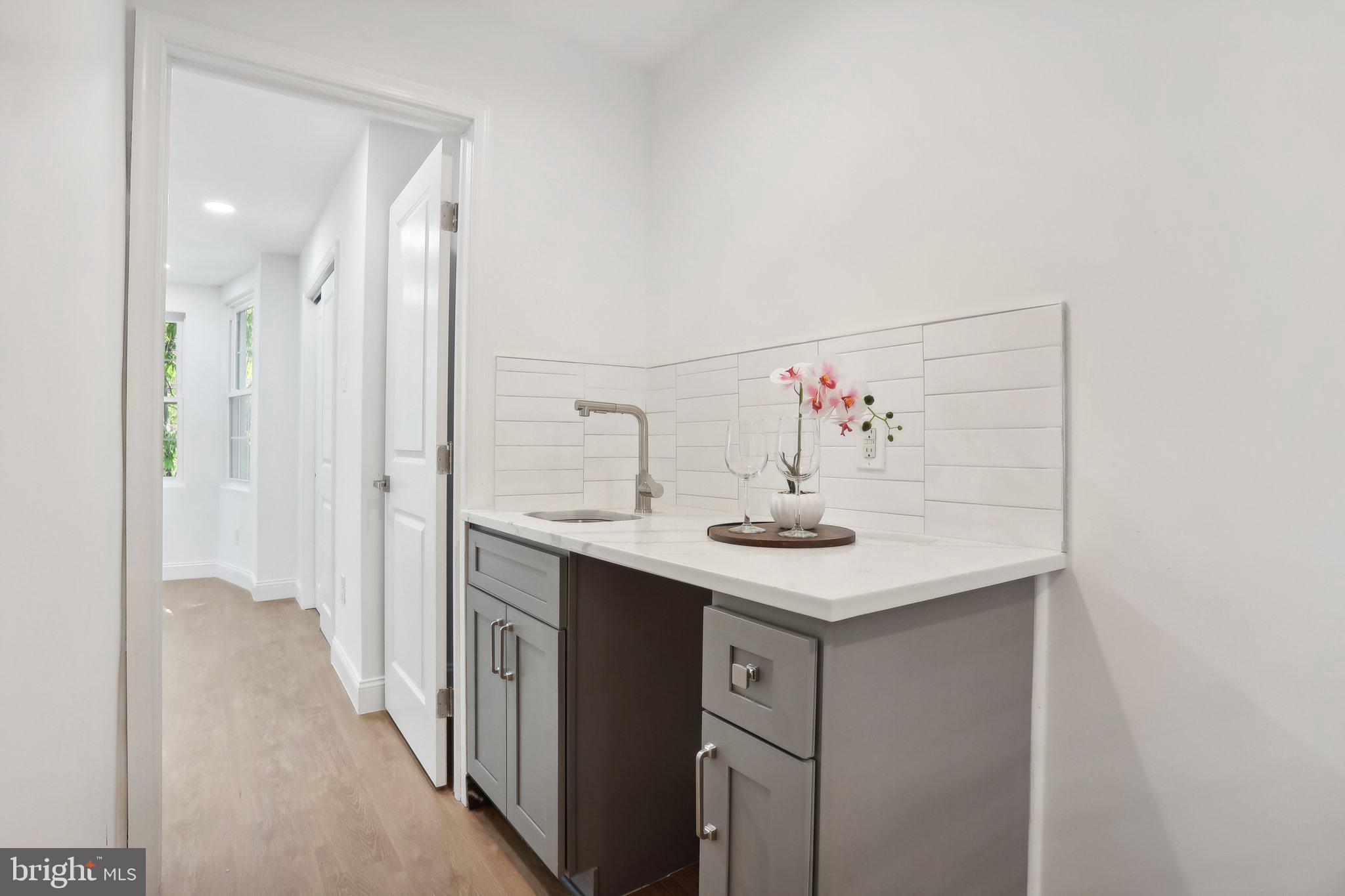 434 S 54TH STREET