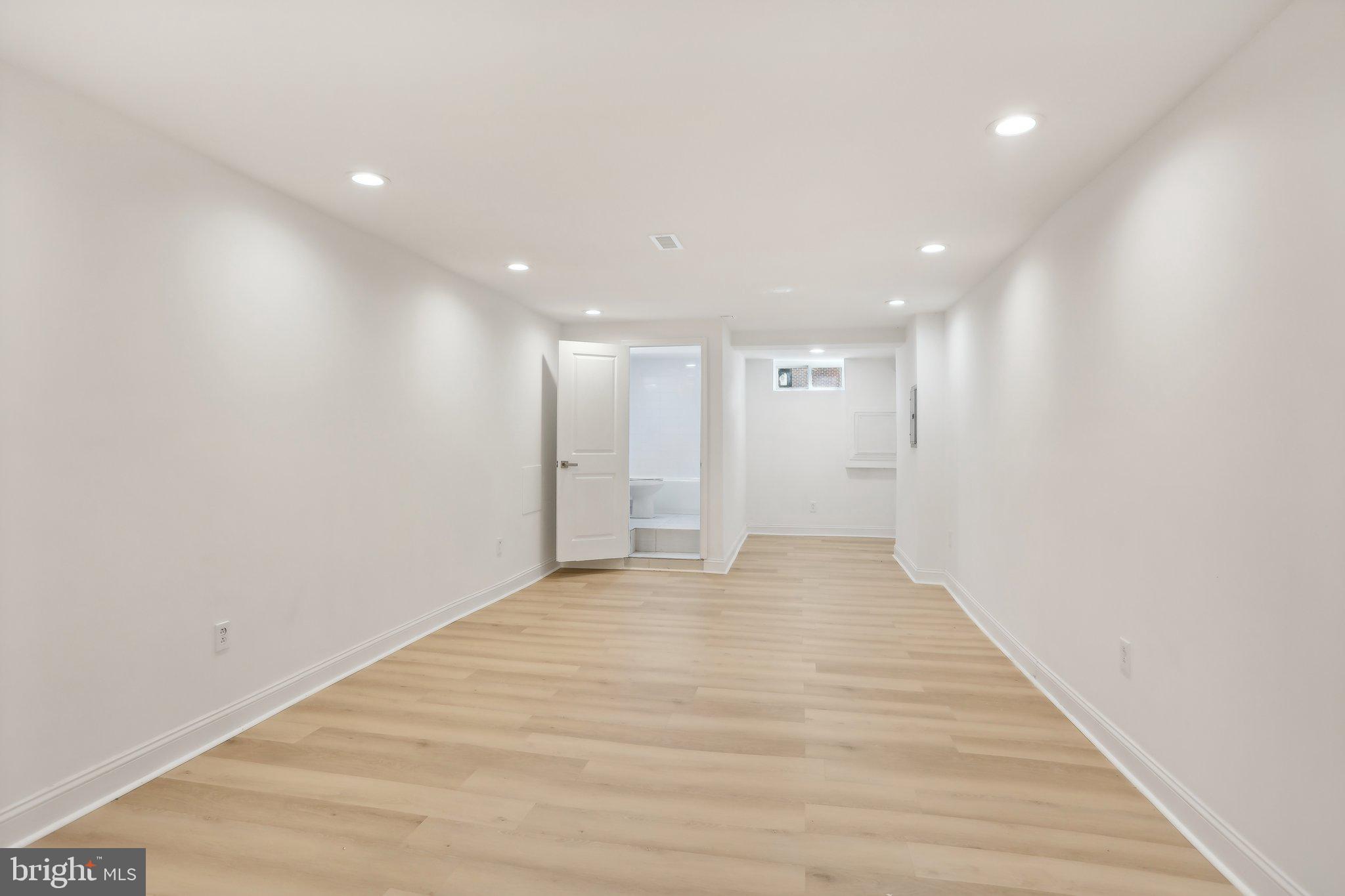 434 S 54TH STREET