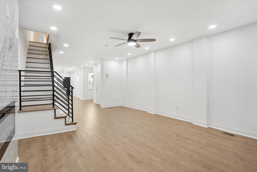 434 S 54TH STREET