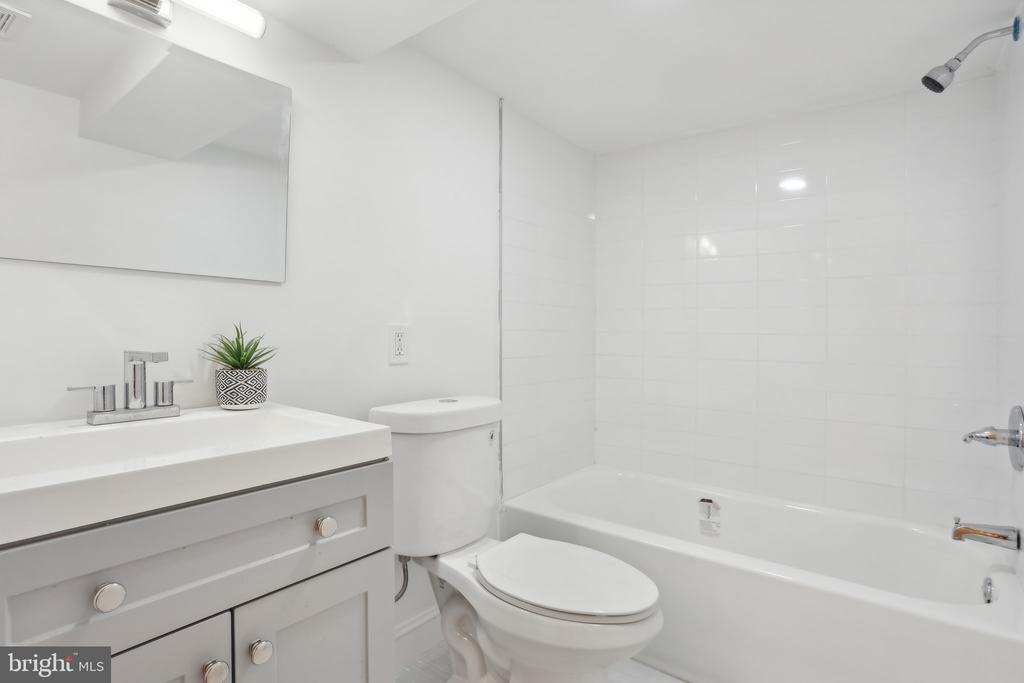 434 S 54TH STREET