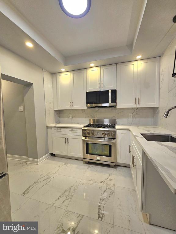 148 N 61ST STREET