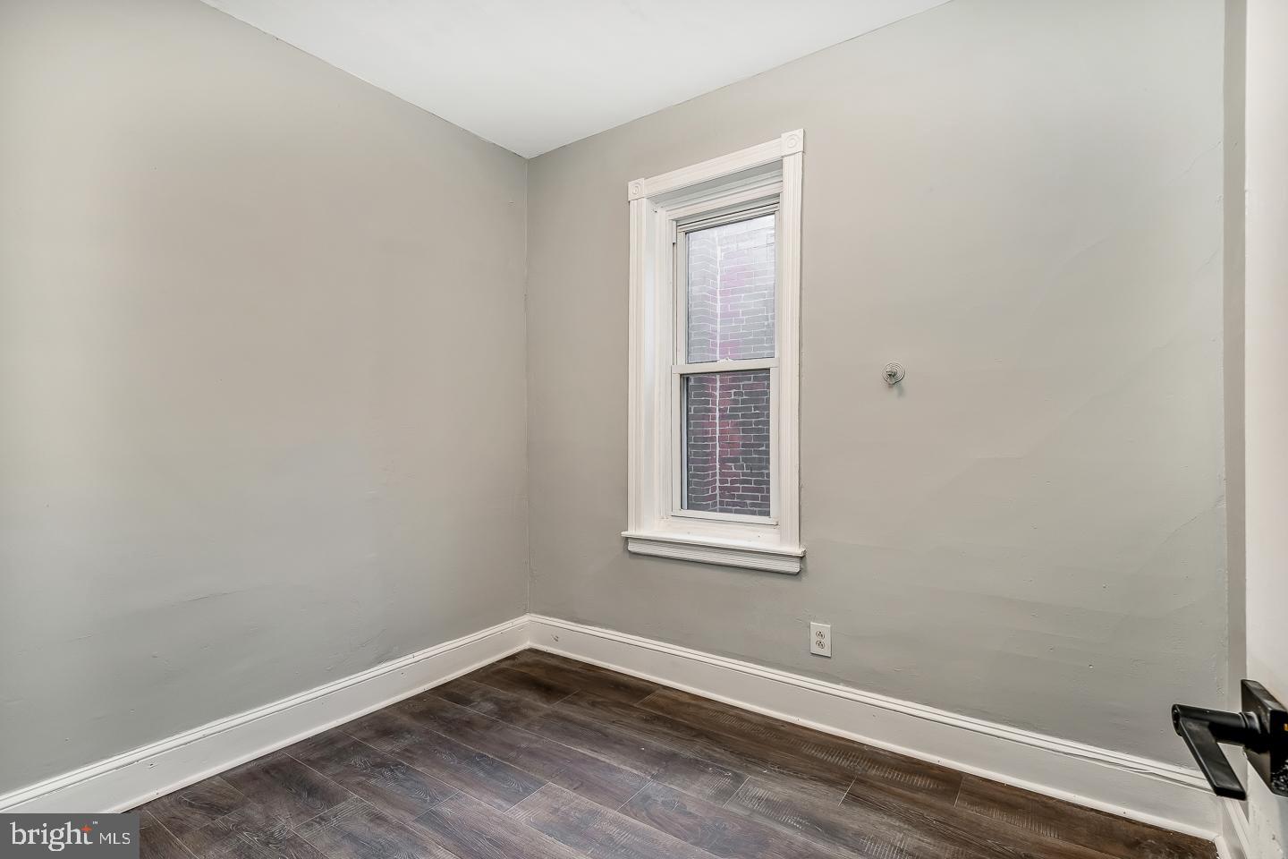 1307 N ALDEN STREET
