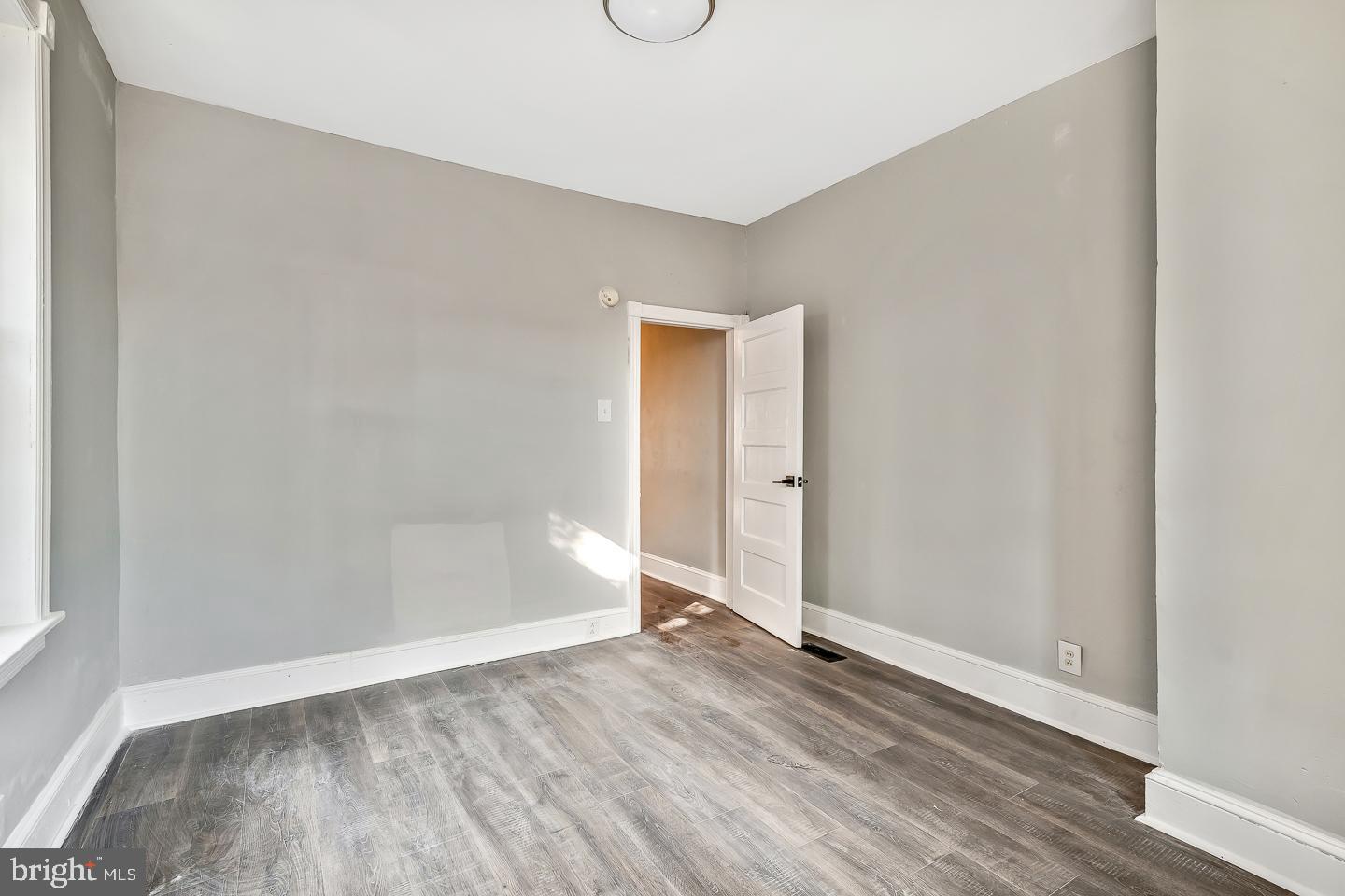 1307 N ALDEN STREET