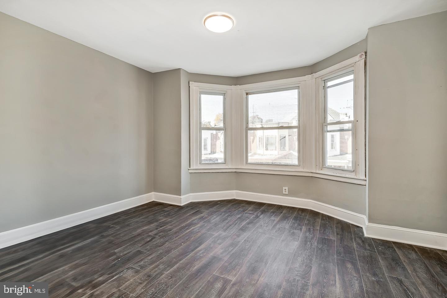 1307 N ALDEN STREET