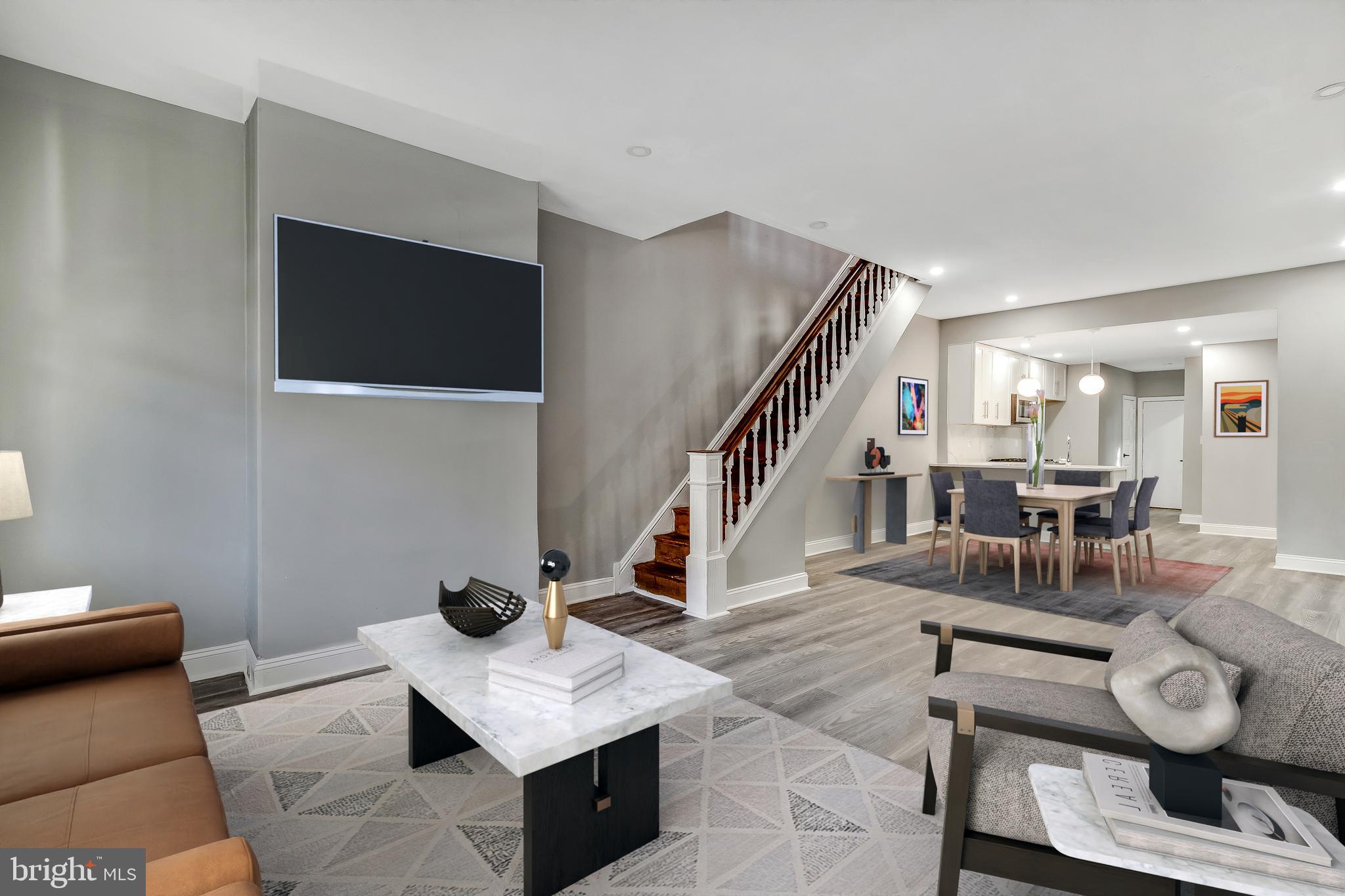 1307 N ALDEN STREET