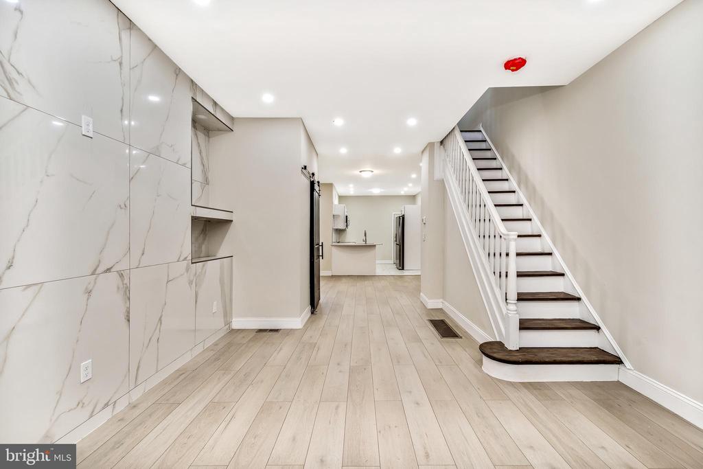 1039 S 54TH STREET
