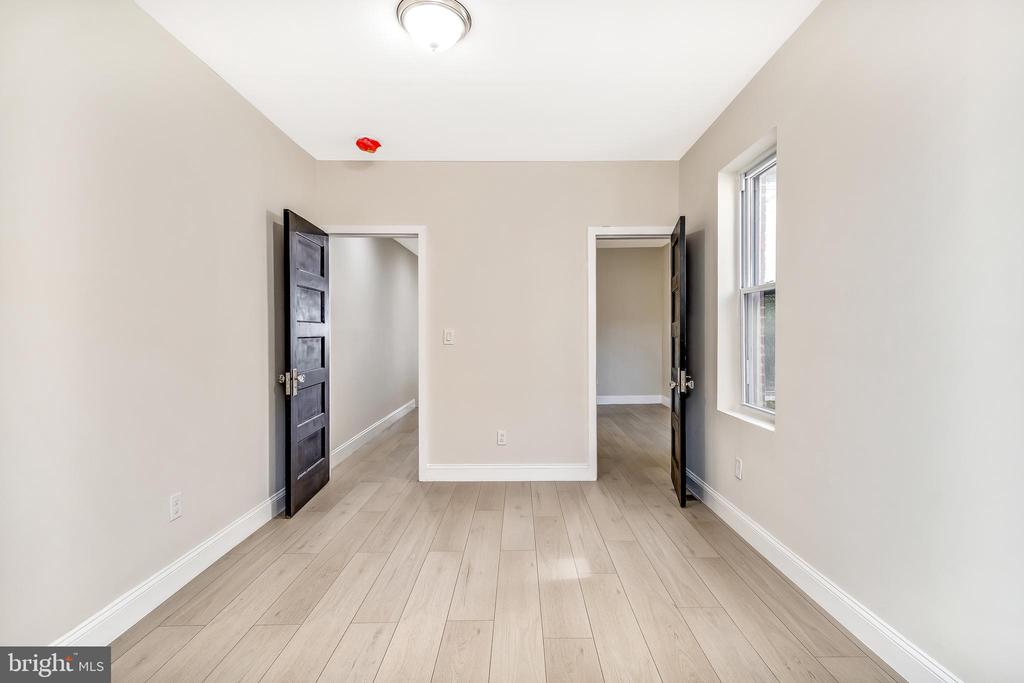 1039 S 54TH STREET