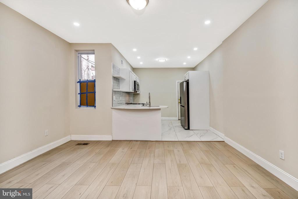 1039 S 54TH STREET