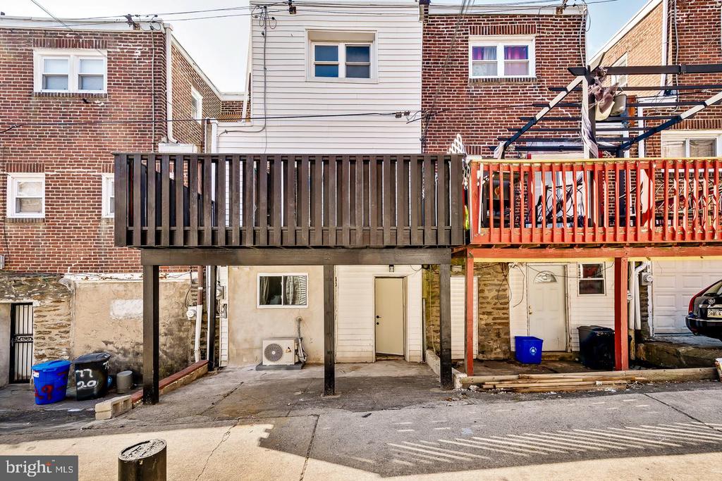 7731 FAYETTE STREET