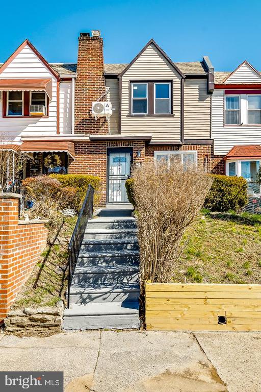 7731 FAYETTE STREET